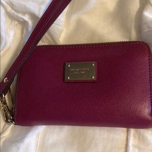 Michael Kors wristlet